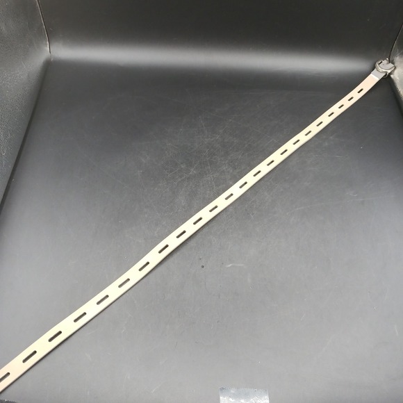 Steve Madden Skinny Belt w Silver Buckle Light Gray Classic Women's 38x.75" NWOT - Picture 11 of 12